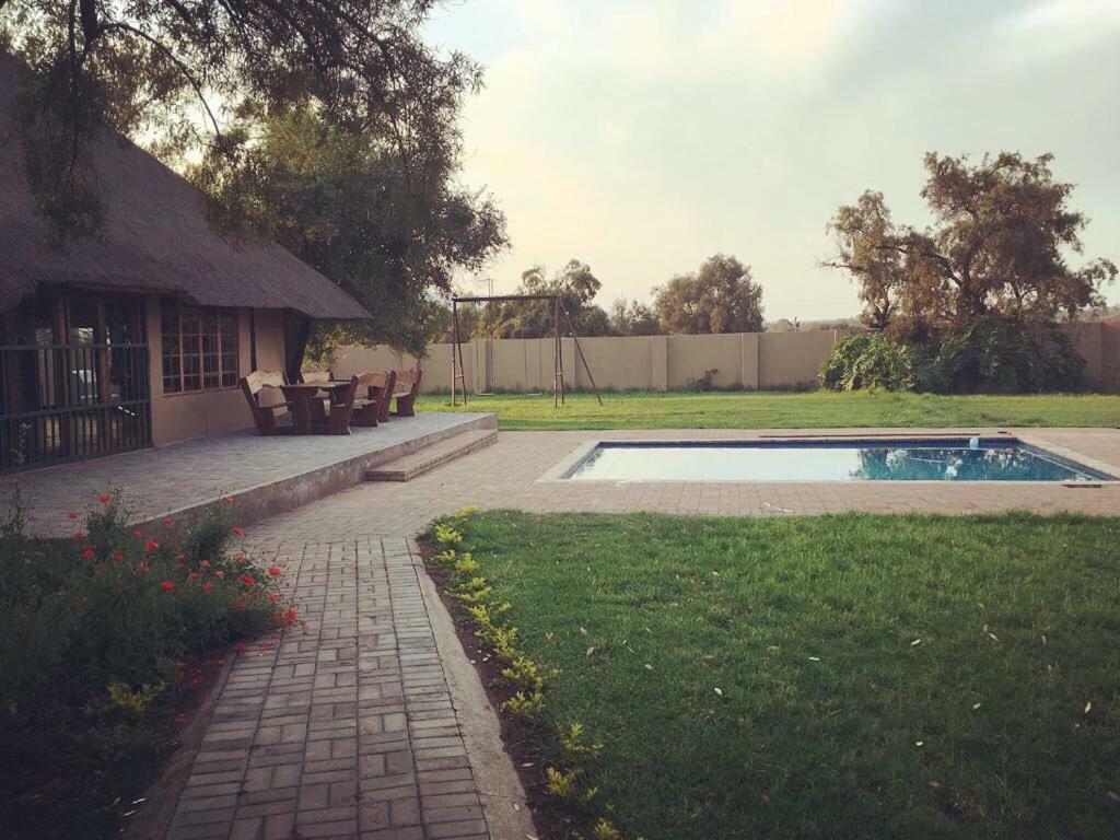 Esmarline Lodge 브리츠 외부 사진